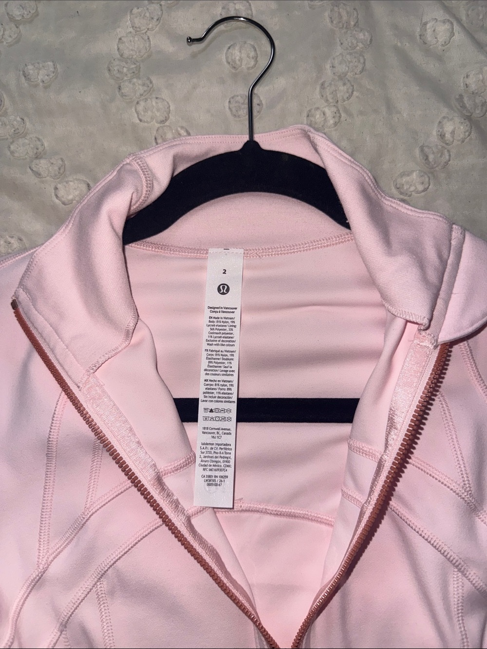 Lululemon Pink Pearl with rose gold zipper define jacket - Picture 3 of 4